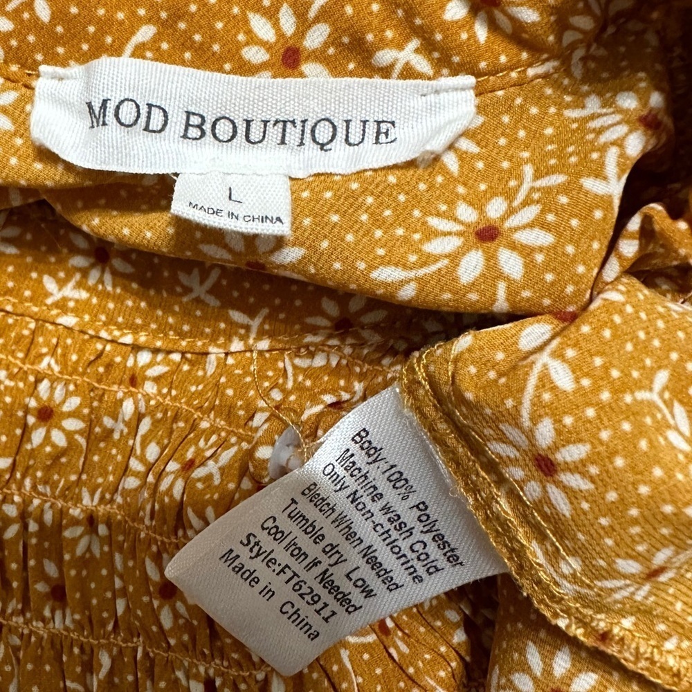🛍️ Mod Boutique Super cute Top Size Large - Picture 7 of 7